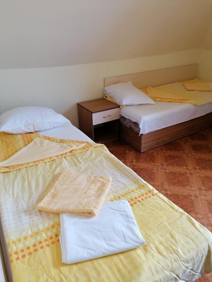 Villa Krisia Apartments Sozopol Exterior photo